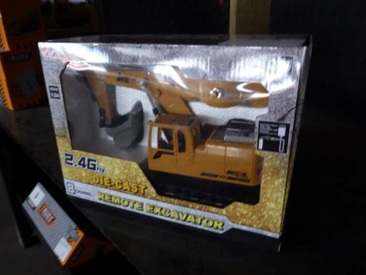 sklp-excavator-toy-image-1