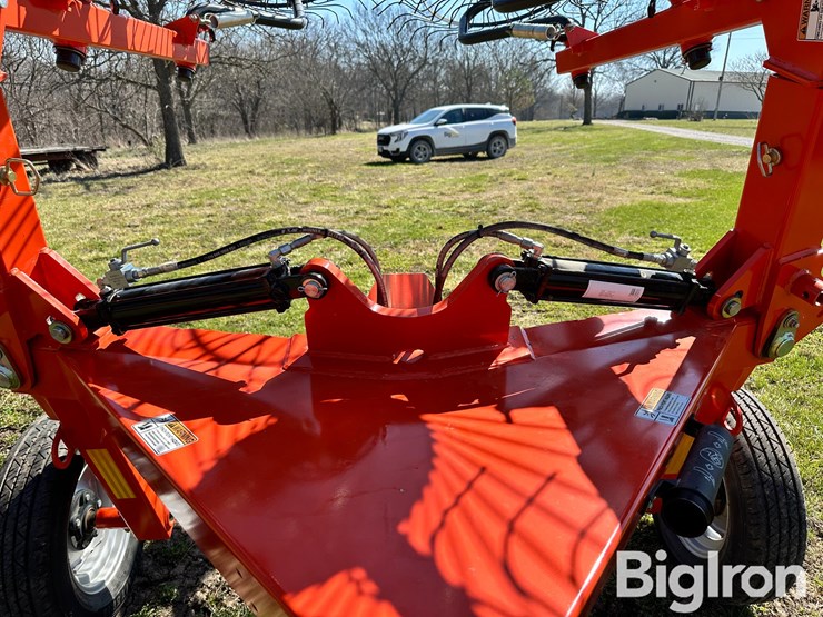 2023-kubota-ra210cr-image-11