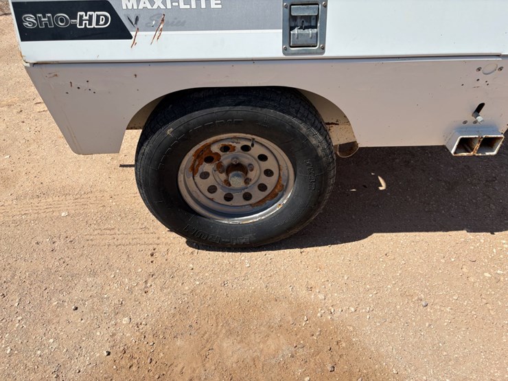 allmand-bros-maxi-lite-v-image-5