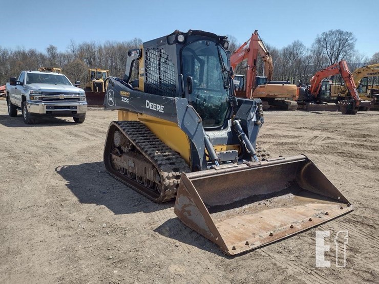 2023-deere-325g-image-32