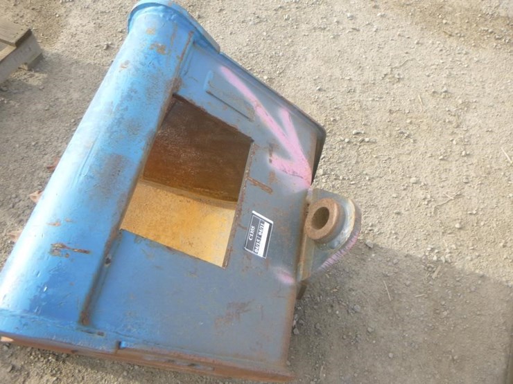 tag-23"-excavator-bucket-w/teeth-image-5