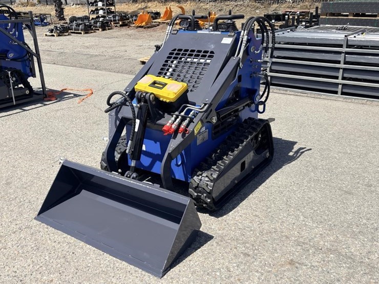 2026-zjg-zj-380-skid-steer-loader-image-1