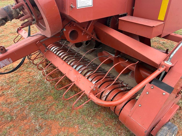 hesston-4590-image-8