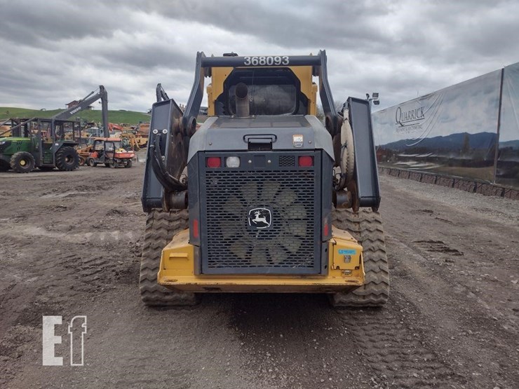 2020-deere-331g-image-4