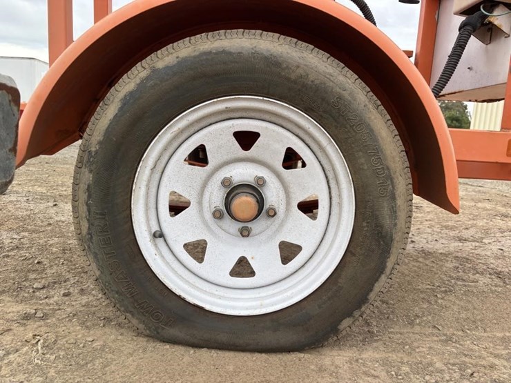 2008-wanco-s/a-towable-message-board-image-14