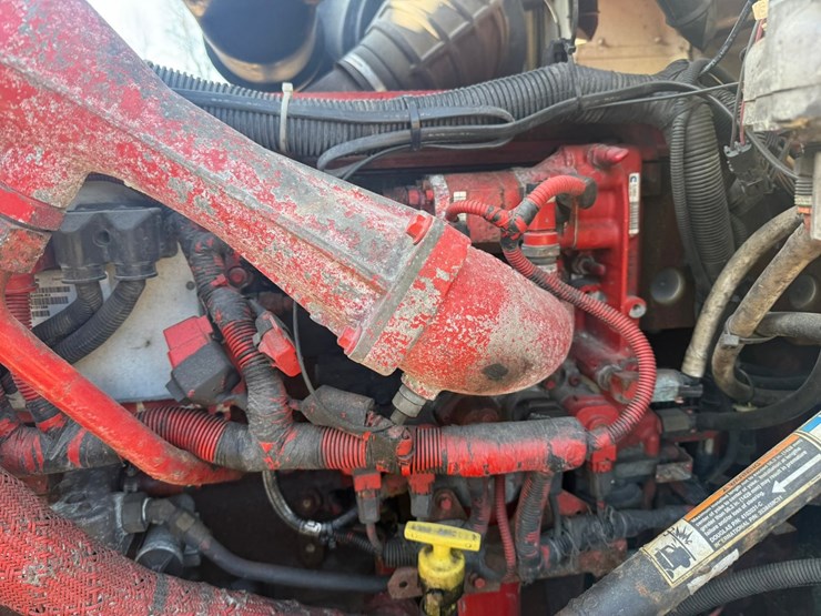 #1262-•-2004-international-9400i-6x4-sleeper-cab-truck-tractor-image-14