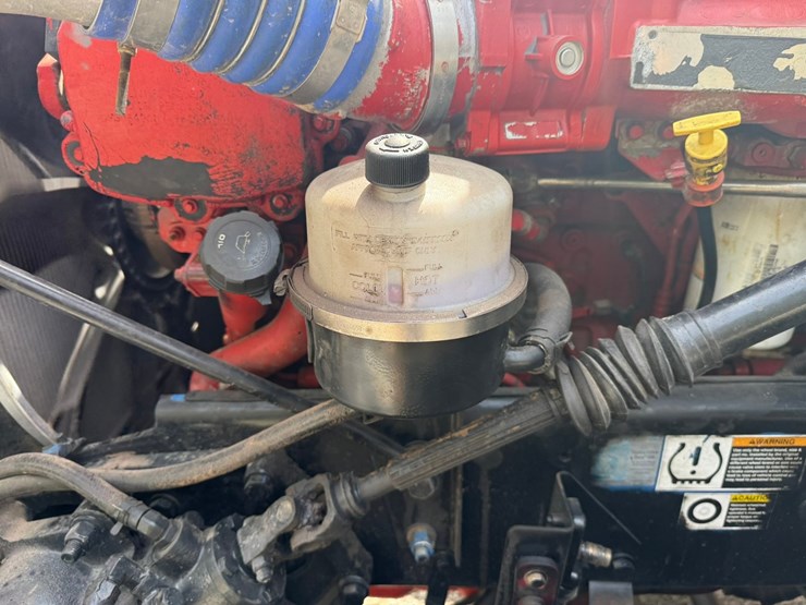 2015-peterbilt-579-image-15