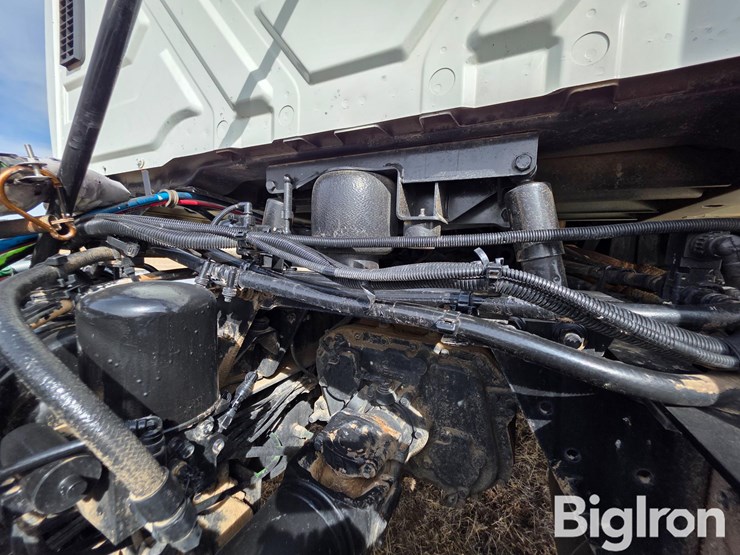 2015-international-prostar-image-18