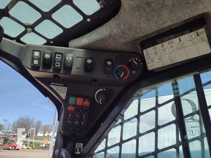 2023-deere-333g-image-8