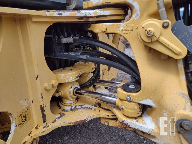 2010-deere-310j-image-37