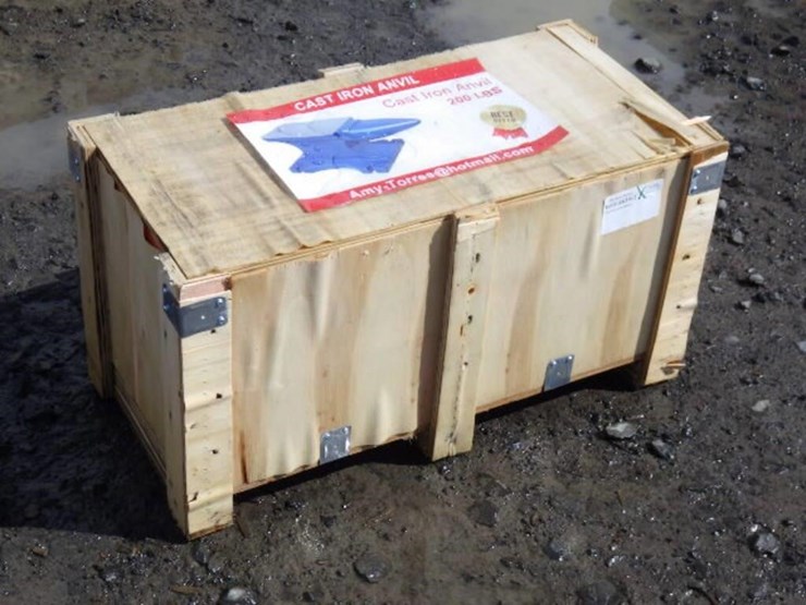 cast-iron-anvil-200lbs-image-4