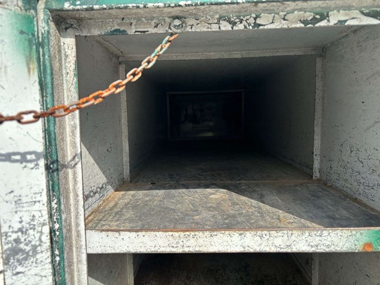 2001-ford-f550-image-30