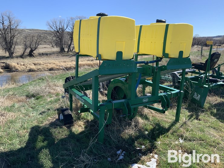 rain-flo-1200-3-pt-vegetable-transplanter-image-3