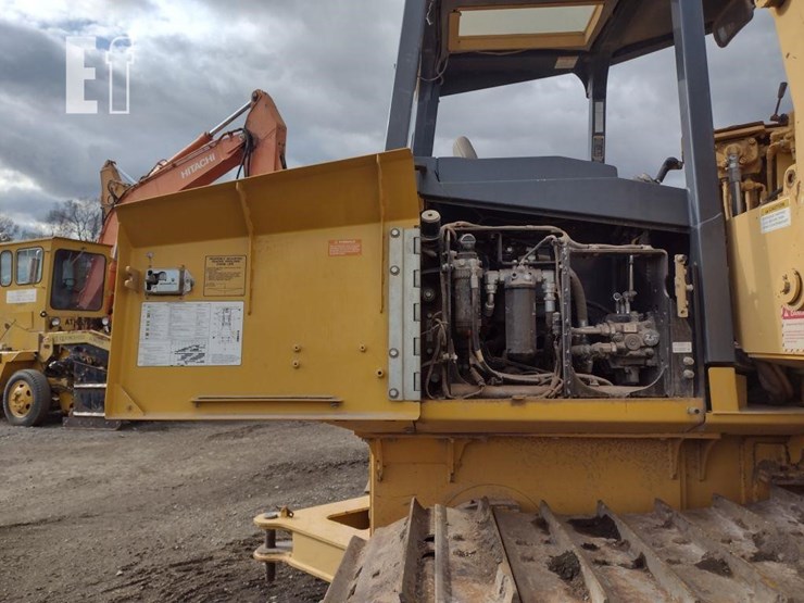 2013-deere-700k-lgp-image-44