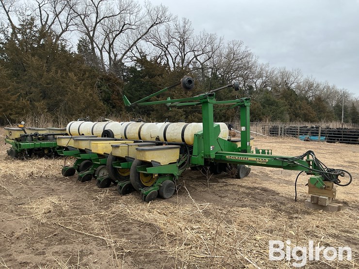 john-deere-1770-image-3