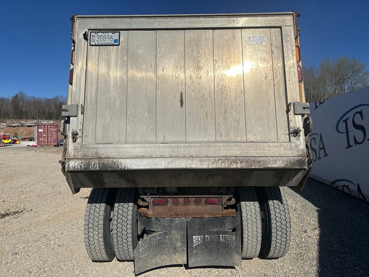 2019-massey-ferguson-8-image-4