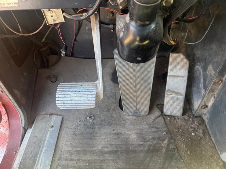 #1119-•-1990-international-navistar-paystar-5000-26'-flat-bed-truck-image-57