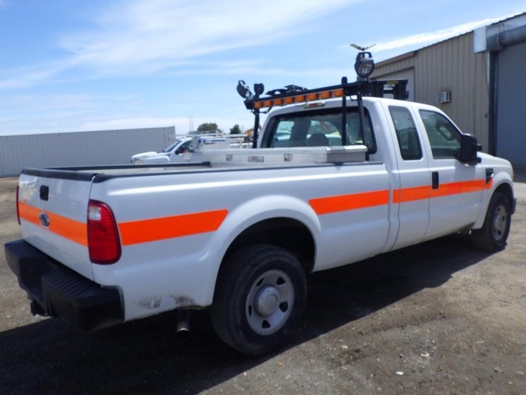 2010-ford-f250-image-3