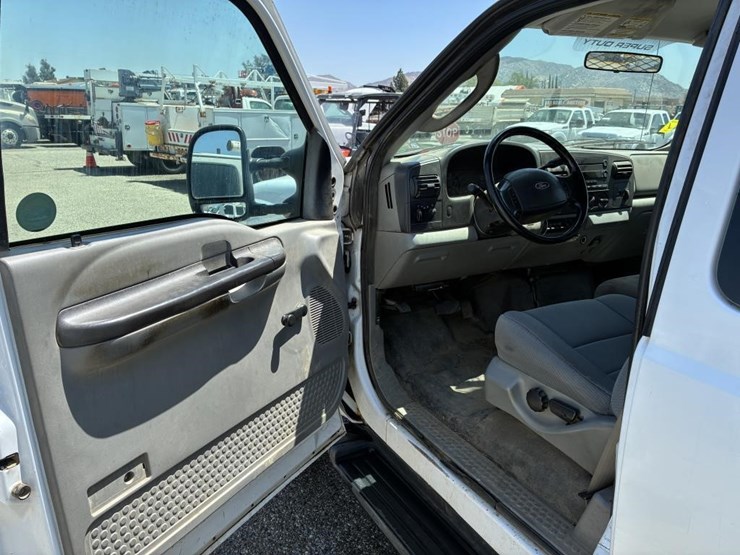 2007-ford-f250-image-12