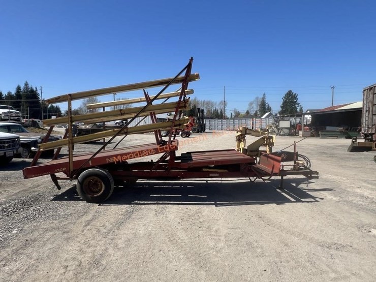 new-holland-1002-image-1