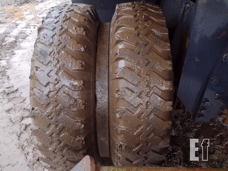 2004-komatsu-pw200-7-image-23