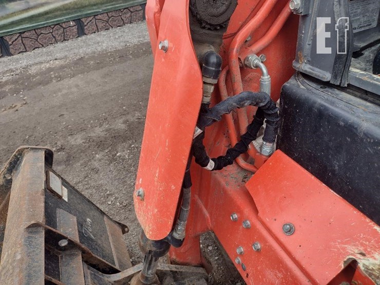 kubota-svl75-2-image-24