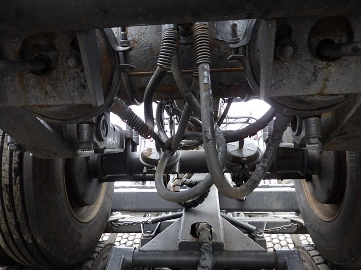 2019-kenworth-t880-image-17