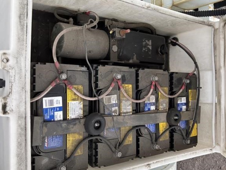 2006-ver-mac-cms-1584-towable-message-board-image-20