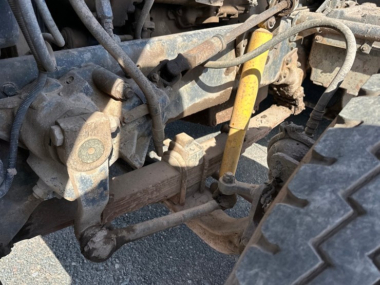 1984-ford-tractor-image-32