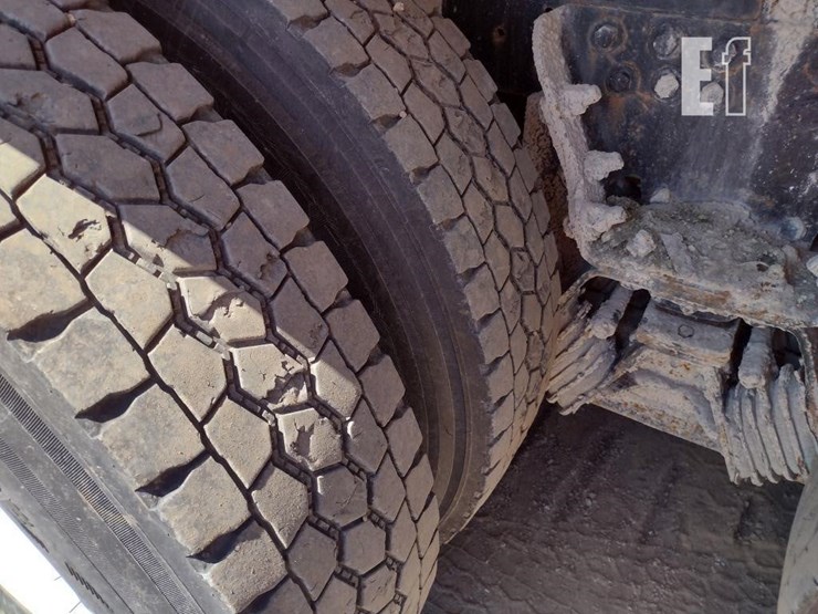 2008-kenworth-t800-image-23