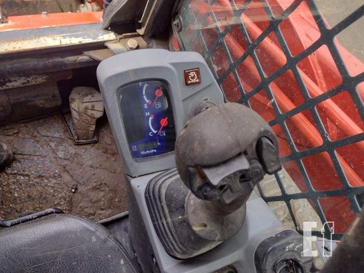 kubota-svl75-2-image-9