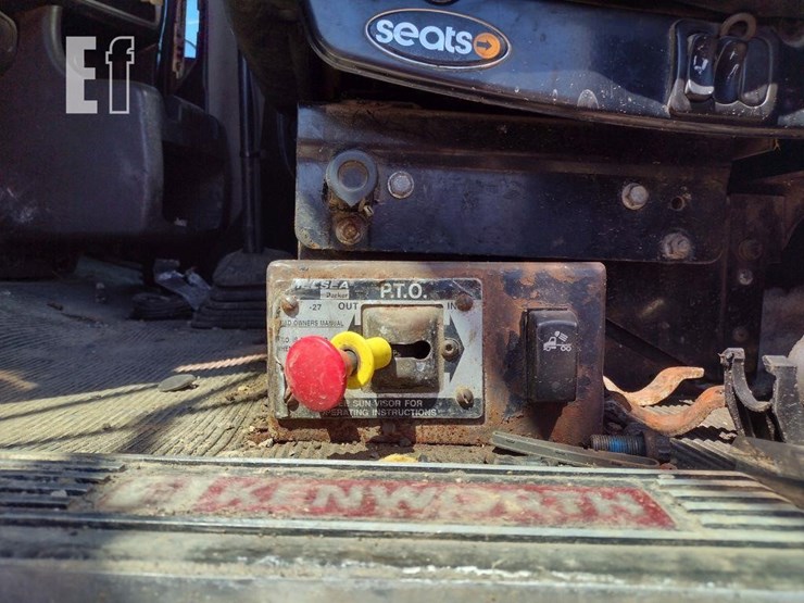 2008-kenworth-t800-image-19