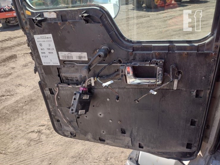 2008-kenworth-t800-image-12