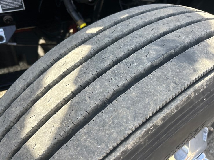 2018-kenworth-t680-image-81