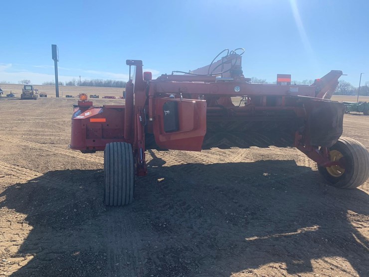 2011-new-holland-h7460-discbine-image-8