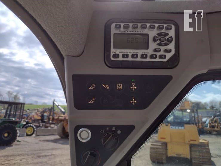 2015-volvo-mct125c-image-8