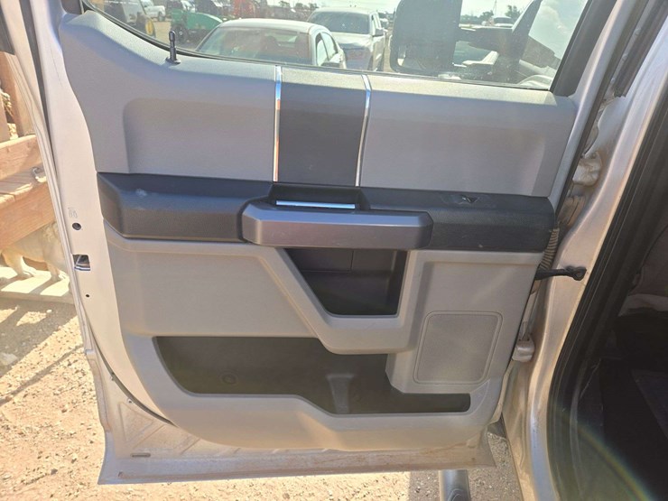 2019-ford-f250-image-5
