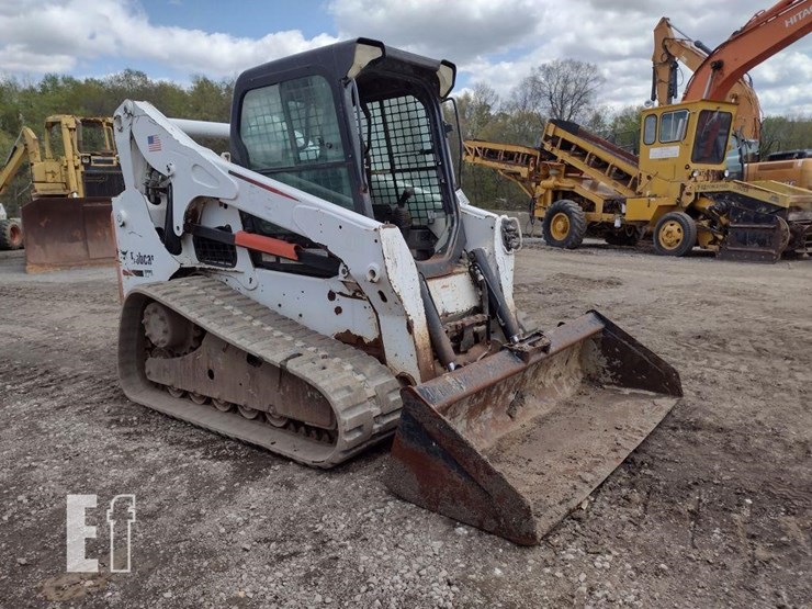 2013-bobcat-t770-image-41