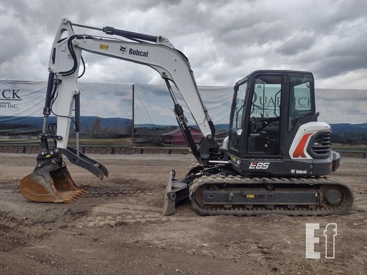 2020-bobcat-e85-image-1