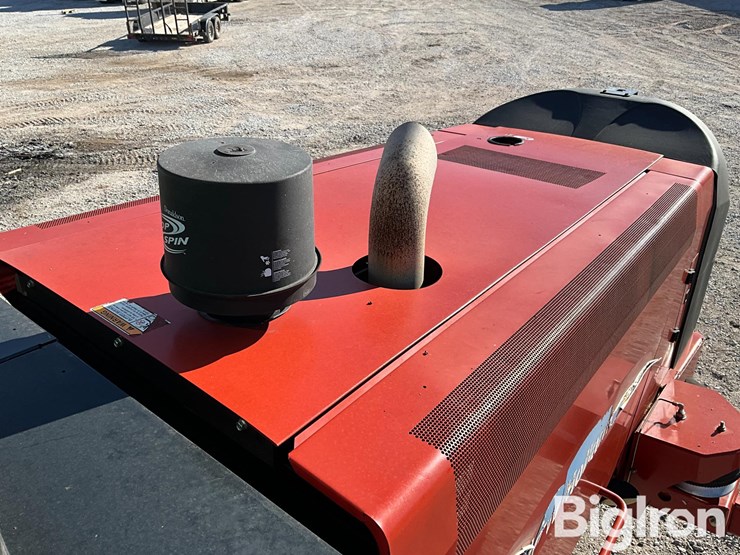 2011-new-holland-h8080-image-14