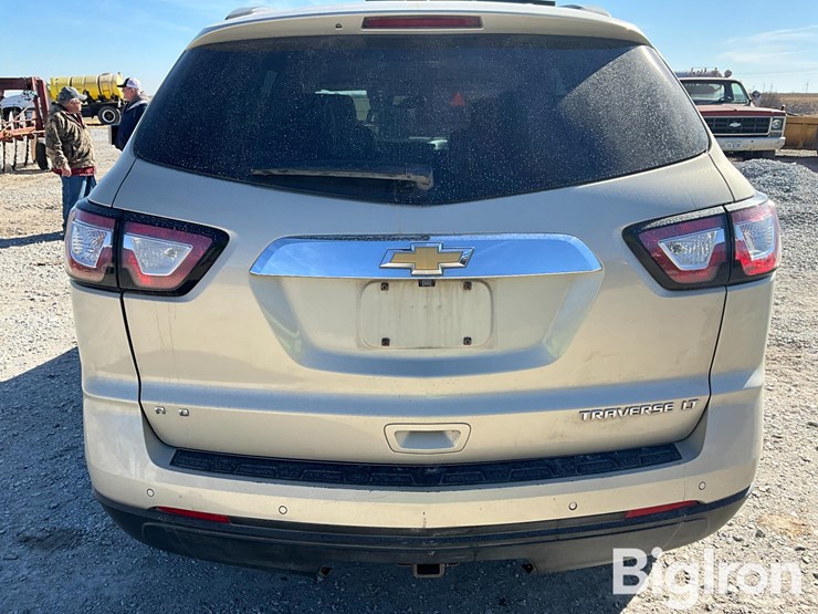 2016-chevrolet-traverse-image-6