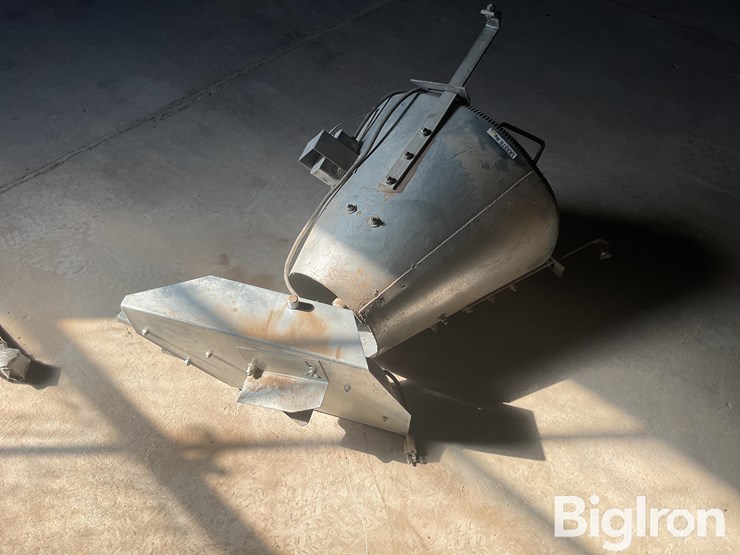 spread-all-e-3-grain-spreader-image-1