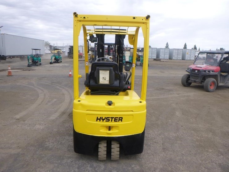 hyster-j35xnt-forklift-image-8