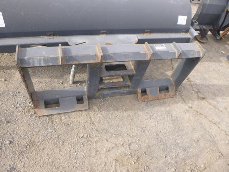 jct-72"-skid-steer-angle-broom-image-5