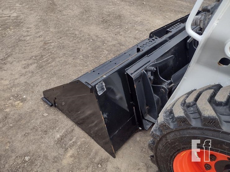 2016-bobcat-s570-image-16