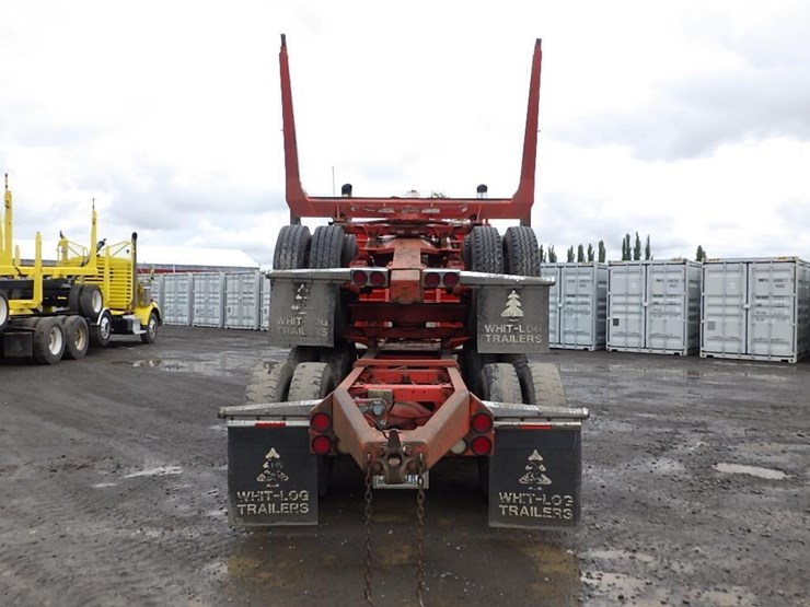 2016-peterbilt-3-axle-logging-truck-image-6