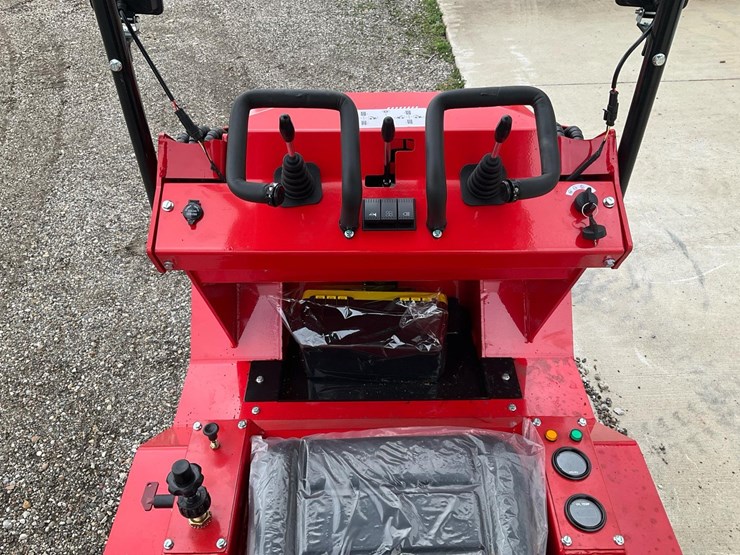 #1006-•-unused-agt-sda-140t-mini-skid-steer*---middlebury,-in-image-8