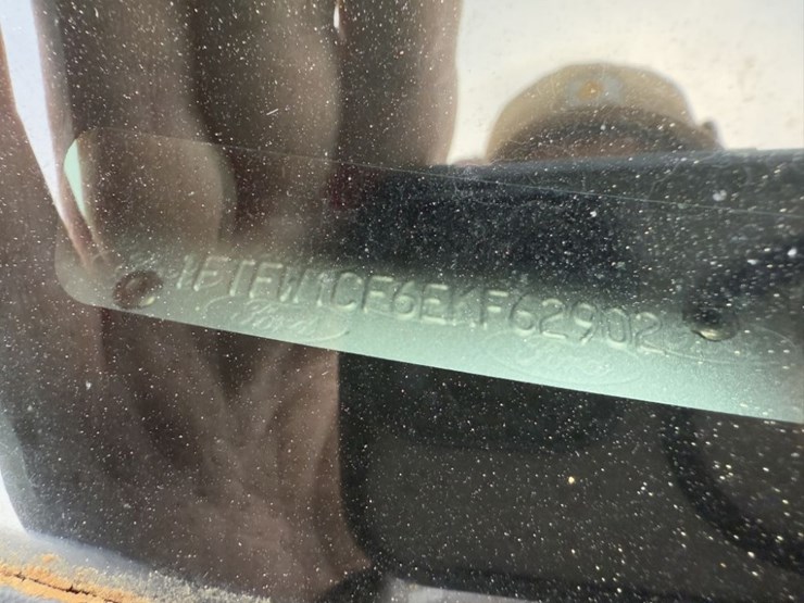 2014-ford-f150-xl-image-9