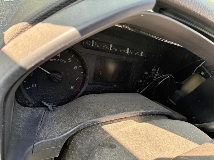 2020-ford-f150-image-15