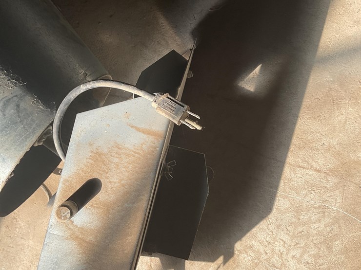 spread-all-e-3-grain-spreader-image-10